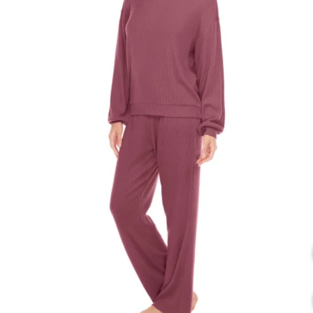 ⭐️ Firm Price ⭐️ NWT Honeydew pink Pajama Set Cozy loungewear - Picture 4 of 8